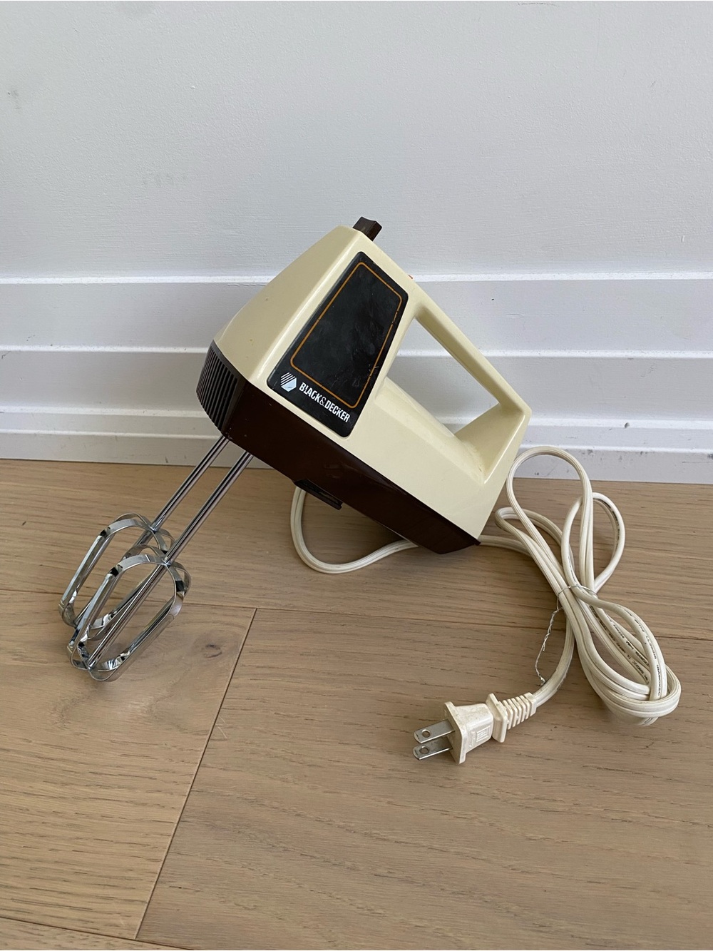 Black & Decker Cream and Brown Hand Mixer with Chrome Beaters